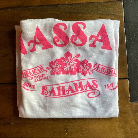 Nassau Bahamas’s Sheer Tank - Picture 2 of 4